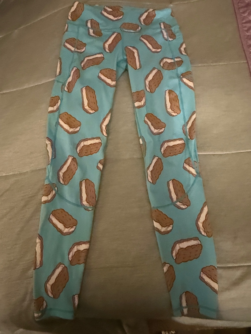 Feed Me Fight Me leggings